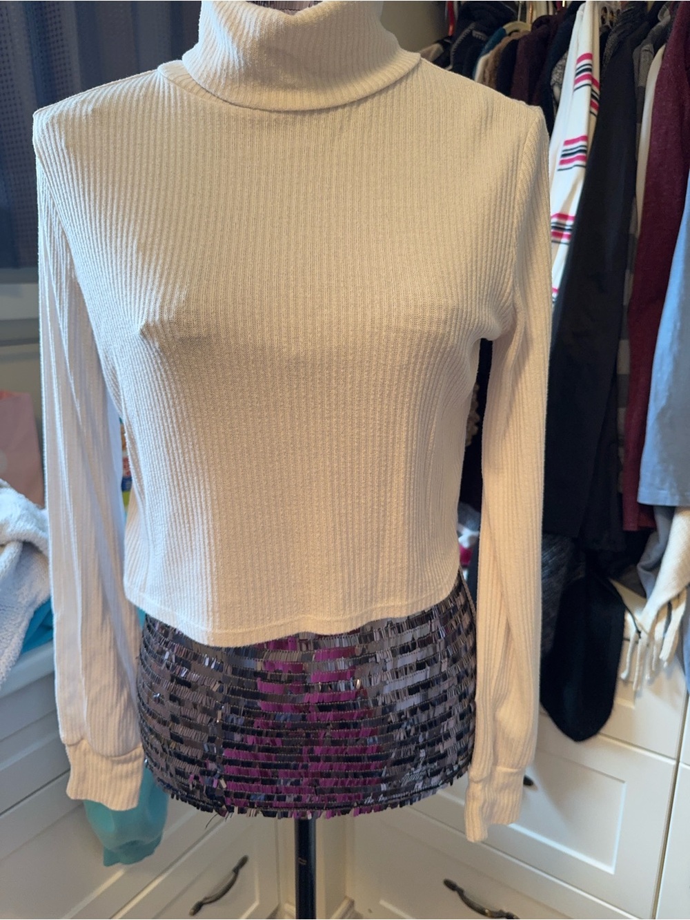 Ribbed Long-Sleeve Turtleneck Crop Top - Cream garage M